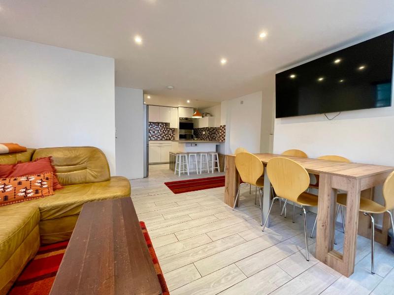 Vernon Place town centre Vernon Cottage 3-bed with parking 1A Vernon Court 2-bed with parking 1B studio no parking off the High Street next to Sandford Park - image 34