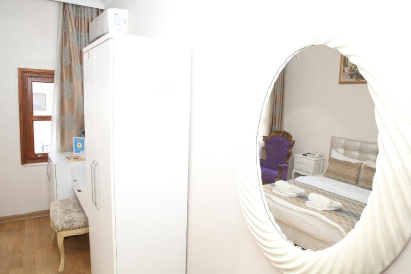 Superior Double or Twin Room image 4