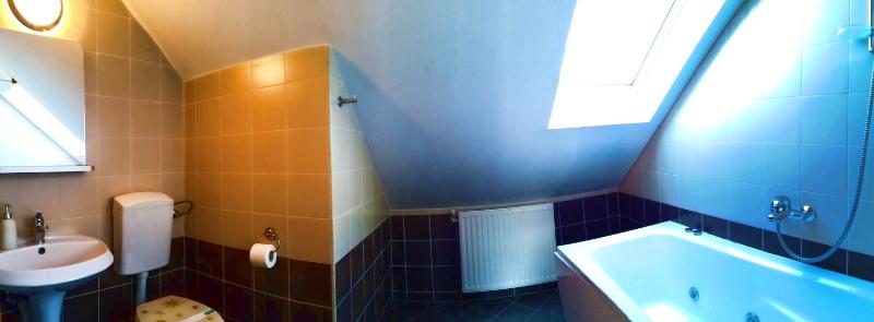 Deluxe Triple Room with Mountain view image 2