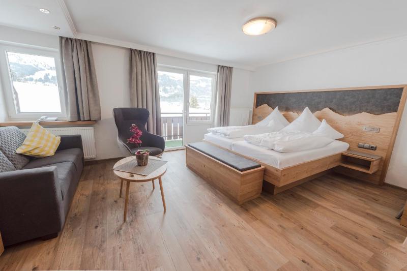 Hotel Alpenblick - image 40