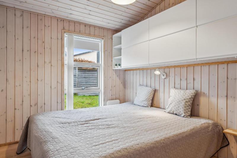 Beautiful And Well-Designed Holiday Home With Sea View Spacious Terraces And Spa Just 200 Metres From The Child-Friendly Femmøller Beach And Close - image 6