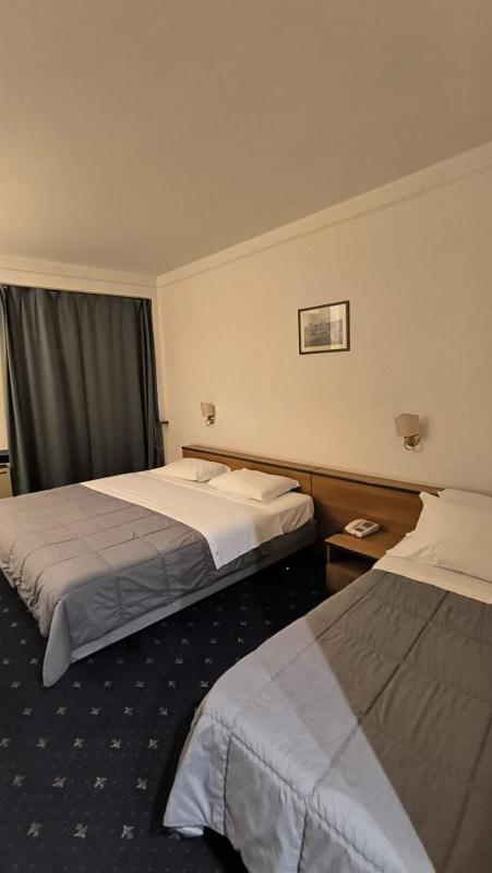Comfort Triple Room image 3