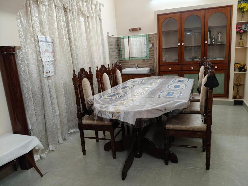 House - image 5