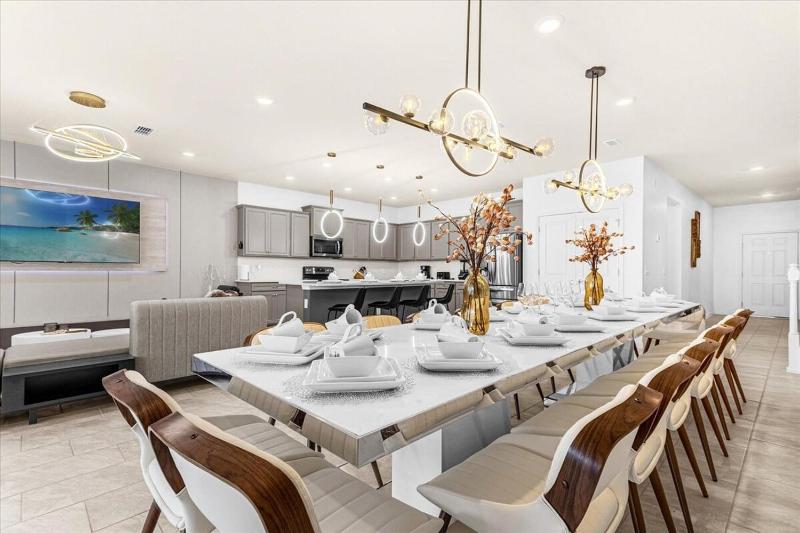 Brand New 10BR Villa Summer Kitchen with Firework View - image 9