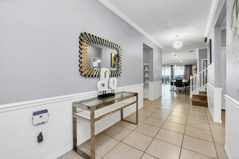 Brand New 10beds Villa at Windsor Island with Pool Spa - image 19