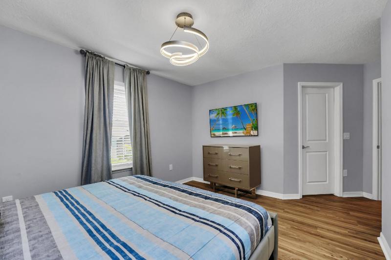 Brand New 10beds Villa at Windsor Island with Pool Spa - image 4