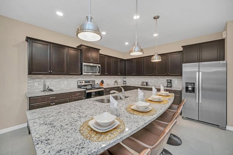 Brand New 10bd Mansion At Windsor Island Resort - image 16