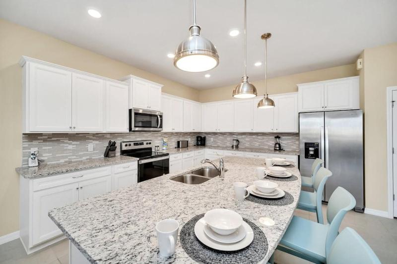Brand New 9Bd Mansion Pool Spa At Windsor Island - image 24