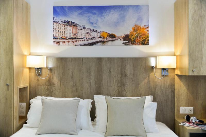 Hotel Eugenie - image 15