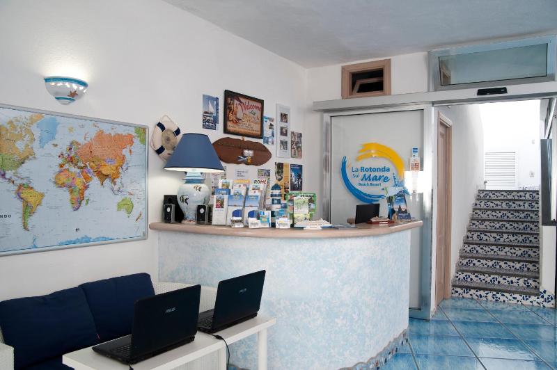 Residence Hotel La Rotonda Sul Mare - image 31