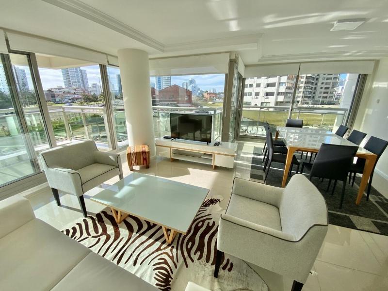 Torre Imperiale III Apartamento en Punta del Este - image 15