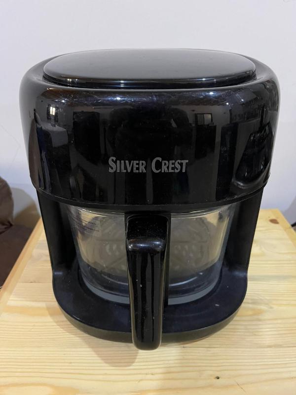 Dahab Smart Suite W/AC air fryer & crib - image 8