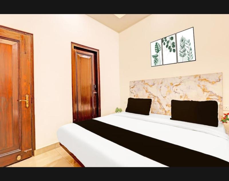 THE KRISHNA's BLISS HOTEL - image 4
