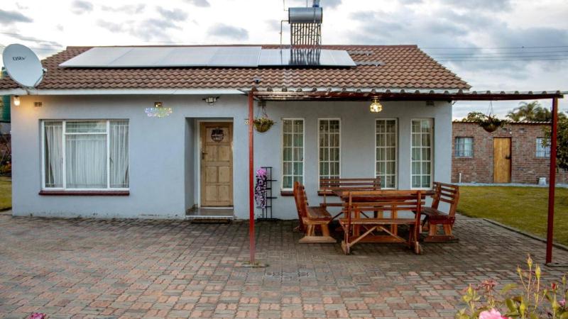 2Bed-4Guests-Garden-NearCentre&Attractions - image 13