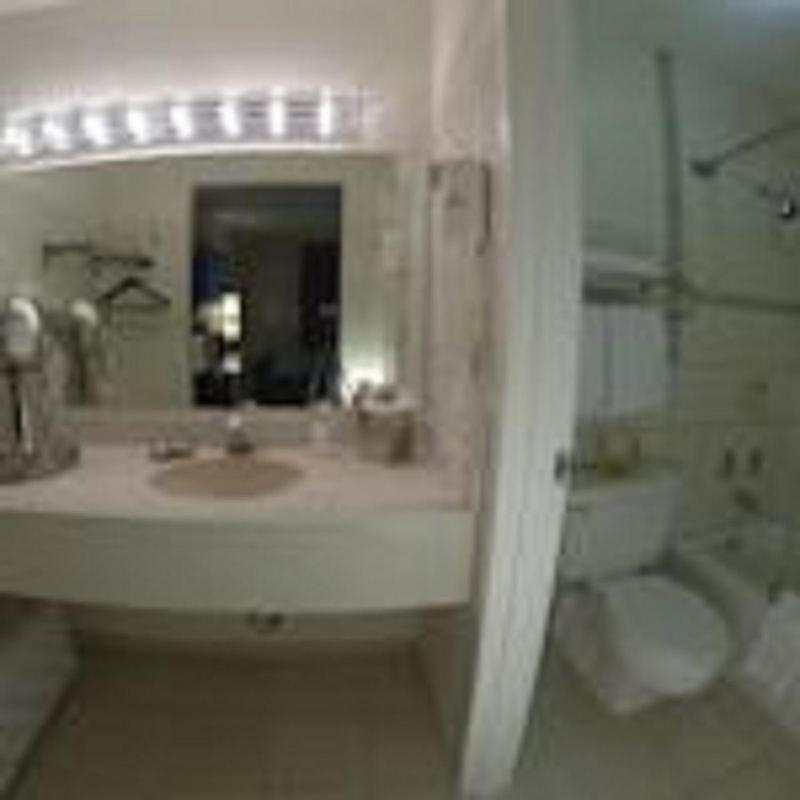 Superior Queen Room with Two Queen Beds image 2