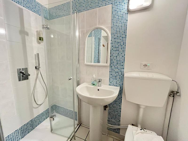 Triple Room image 2