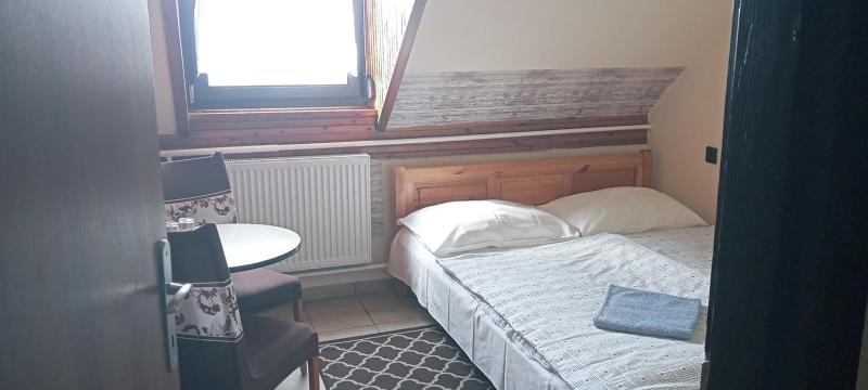 Double or Twin Room image 2