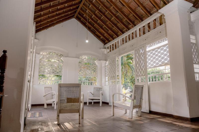 Colonial Bungalow - image 17