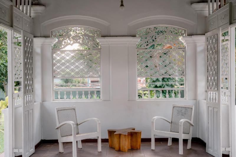 Colonial Bungalow - image 32