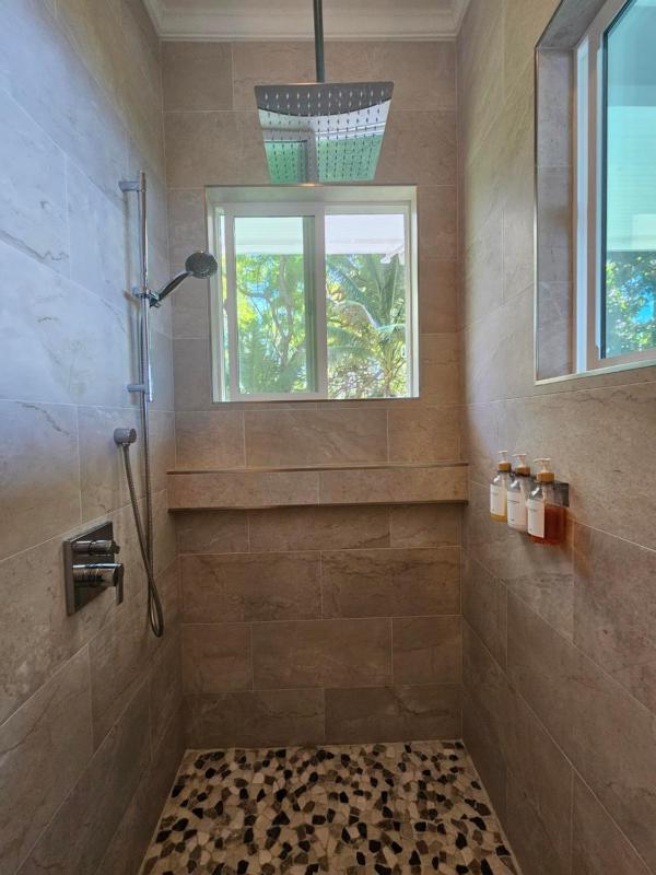 King Suite image 3