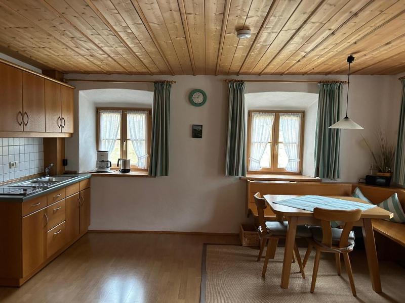 One-Bedroom Apartment image 1