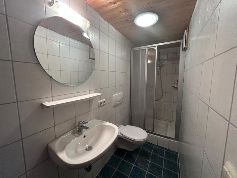 One-Bedroom Apartment image 3