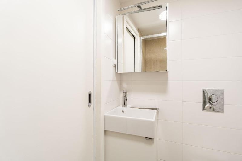 Double Room (Ground Floor) image 1