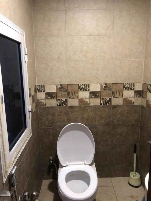 Luxurious 3BHK with Panoramic City Views - image 15