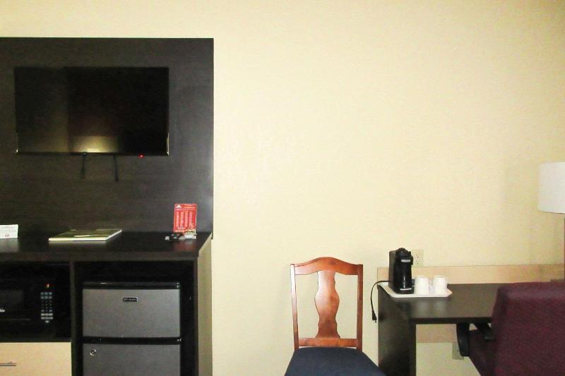 King Room - Non-Smoking image 3