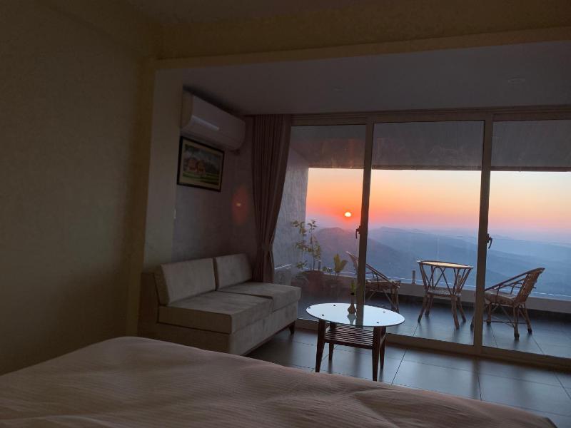 Superview Lodge - Family-Run Himalayan Sunrise - image 14