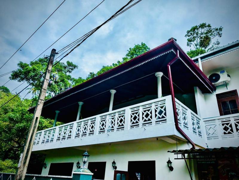 Dilini's Place - image 7