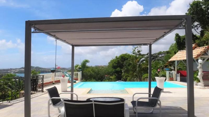 Maison avec vue sur la mer à La Trinité piscine partagée - image 1