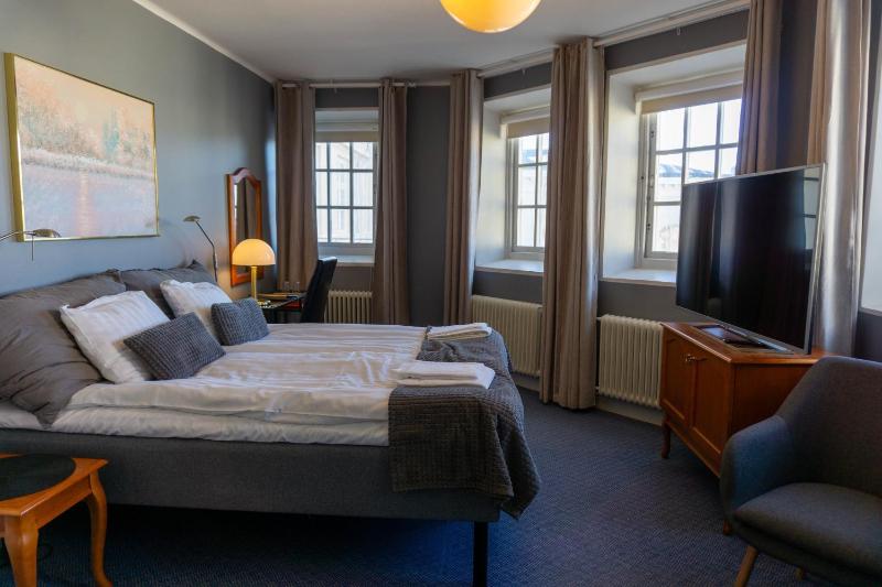 Superior Double Room image 4