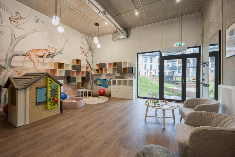 LUX Pastel Oasis Family Apartment with Parking & Gym by Renters Prestige - image 14