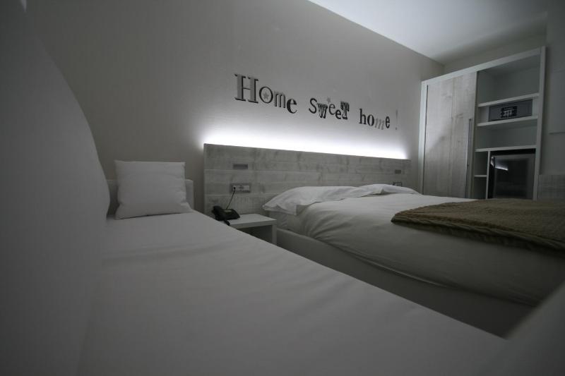 Double or Twin Room image 2
