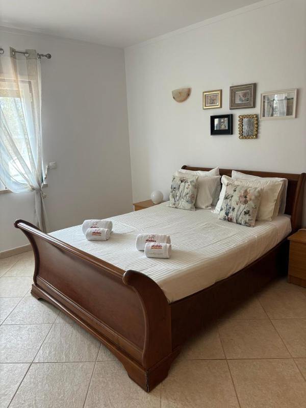 Apartment with Balcony image 4