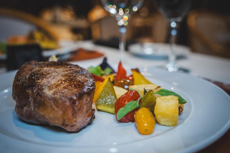 Holiday Inn Rosario By IHG - image 48