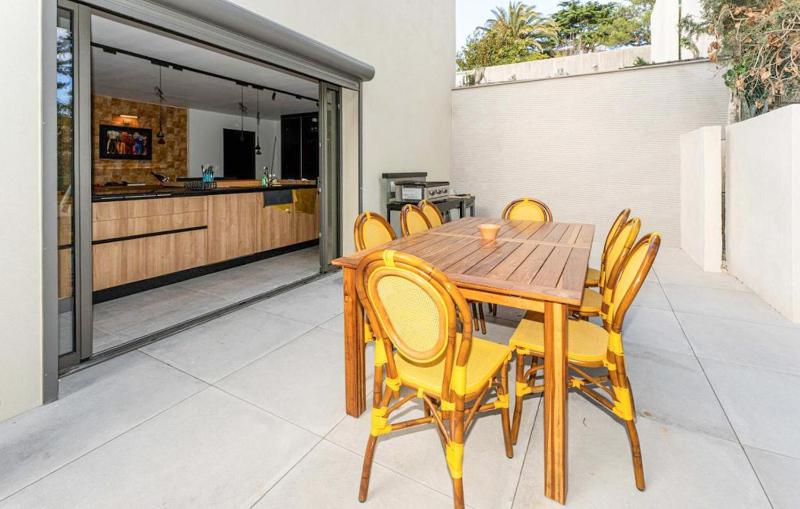 Beautiful Home In Sète - image 8