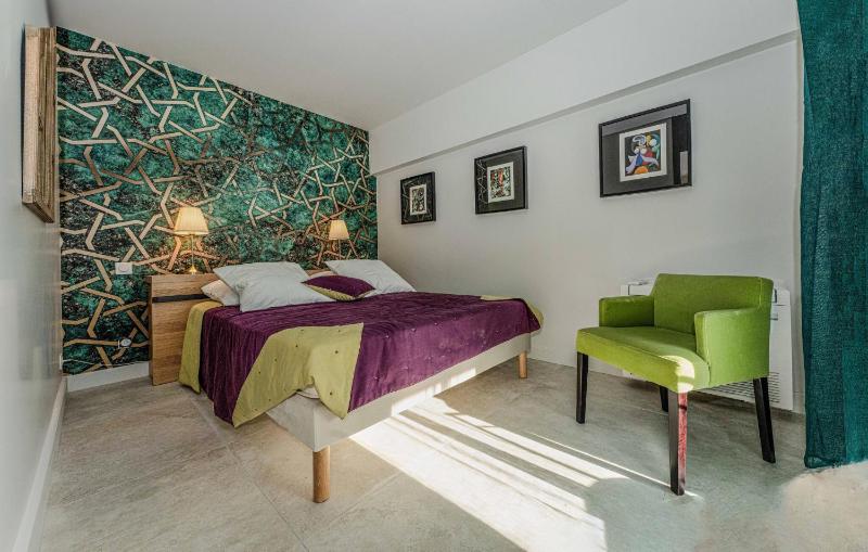 Beautiful Home In Sète - image 12