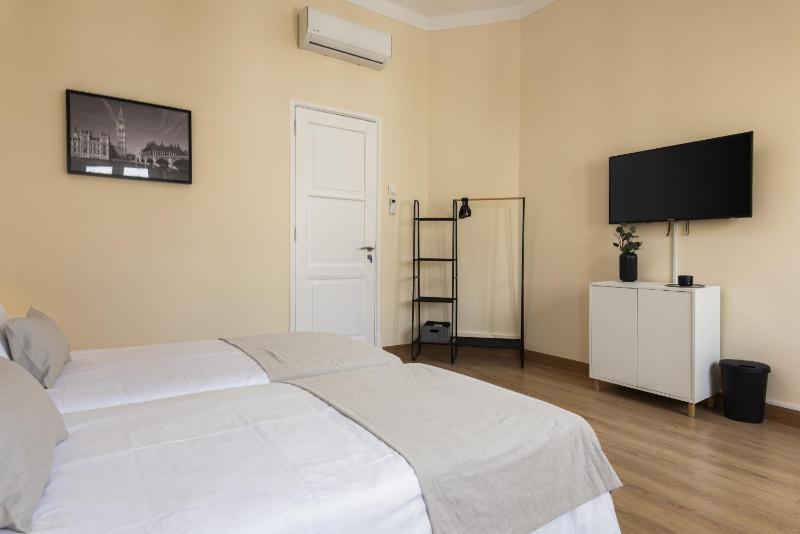 City Rooms Guest House by HD - image 34