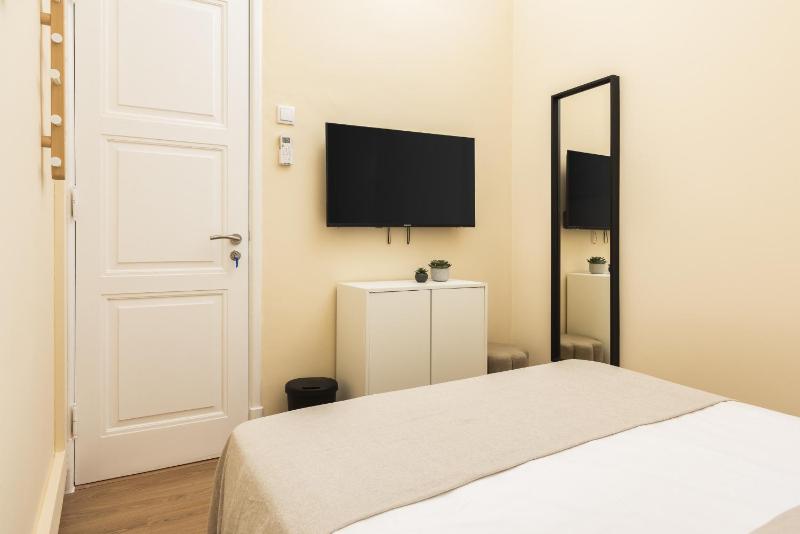 City Rooms Guest House by HD - image 48