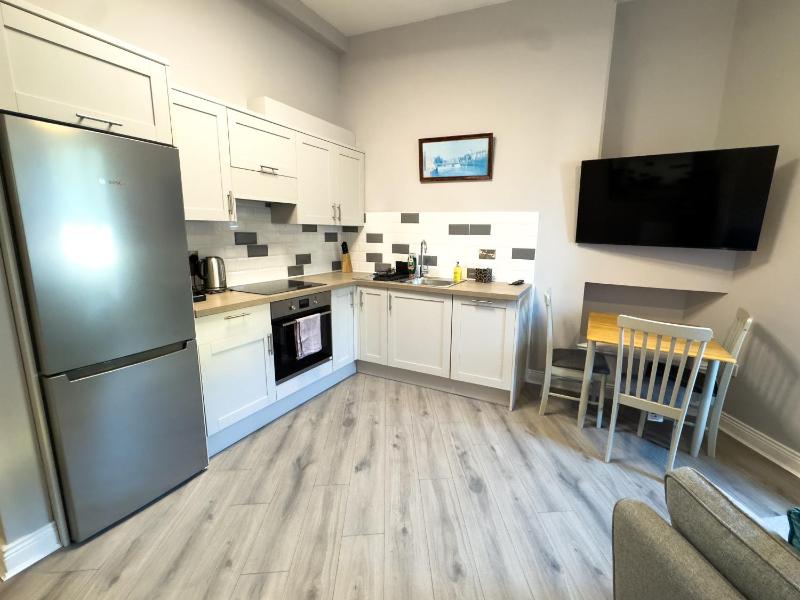 Two-Bedroom Standard Apartment image 1