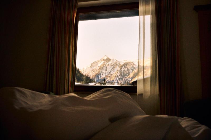 Double Room with Mountain View image 1