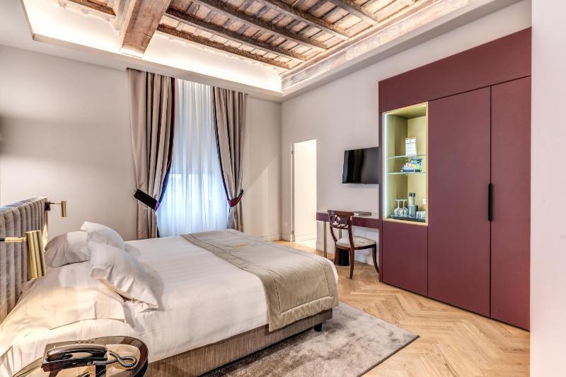 Superior Suite image 1