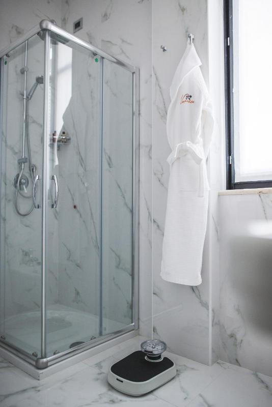 Suite with Terrace image 3