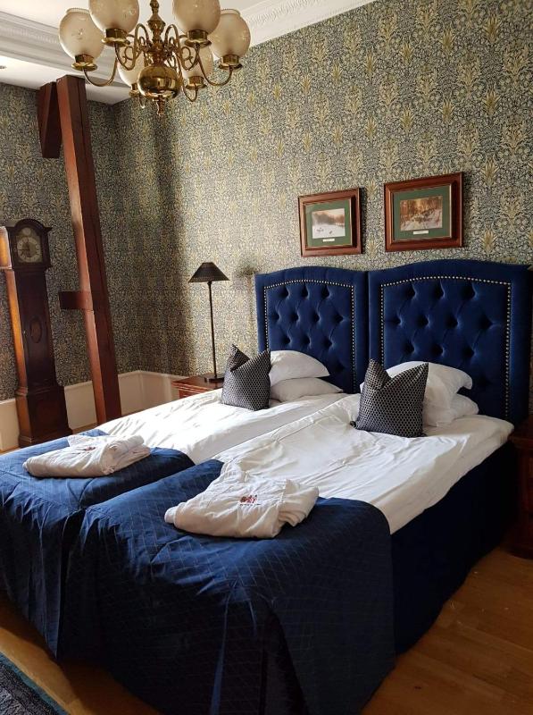 Double Room image 1