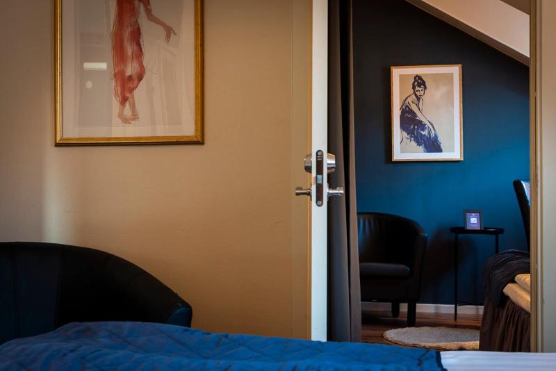 Quadruple Room image 3