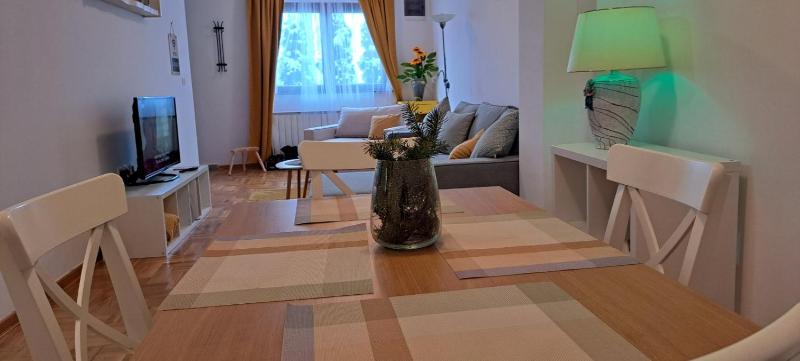 Standard One-Bedroom Apartment image 1