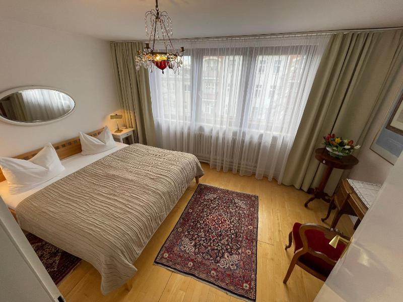 Apartment with Garden View image 4