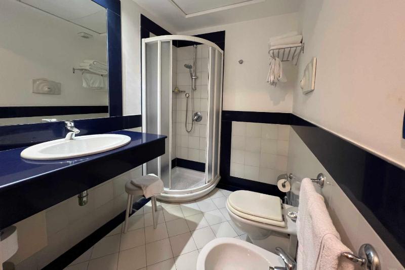Double Room Single Use image 3